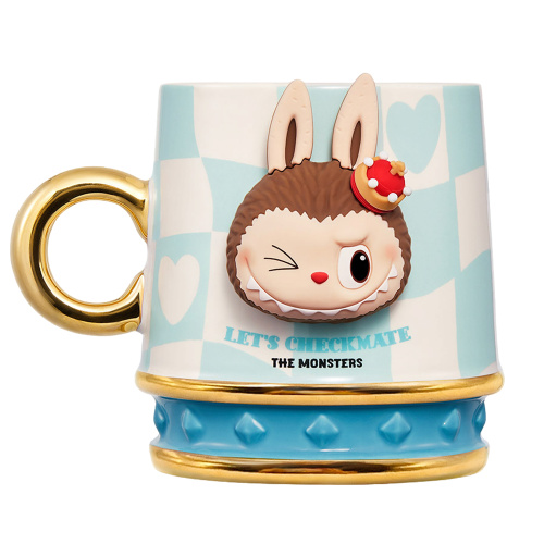 Синяя кружка Лабубу Labubu Let’s Checkmate