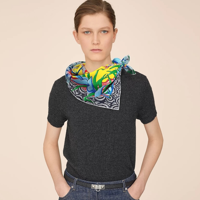 Шёлковый платок La Marche du Zambeze жёлтый 90