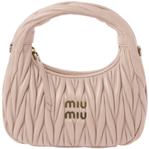 Пудрово-розовая сумка-хобо Wander из кожи matelassé nappa