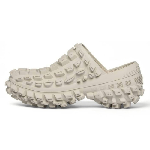 Мужские серые шлепанцы с пупырчатой подошвой defender