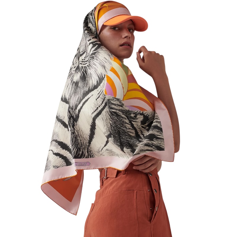 Двусторонний шёлковый платок Tigre Royal 90 оранжевый