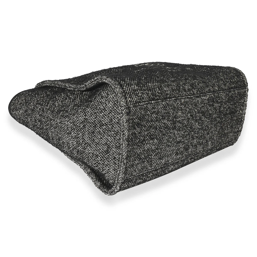 Чёрная сумка-тоут CHANEL Deauville среднего размера