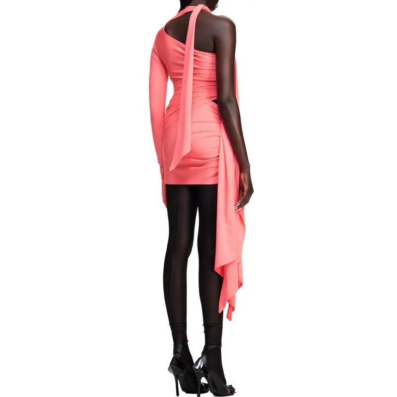 H&M x Mugler Ассиметричное платье розового цвета