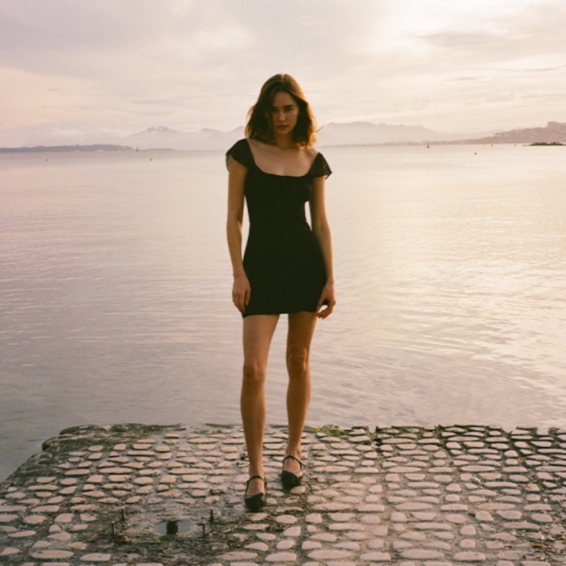 Чёрное шёлковое платье-мини The Léa in Black