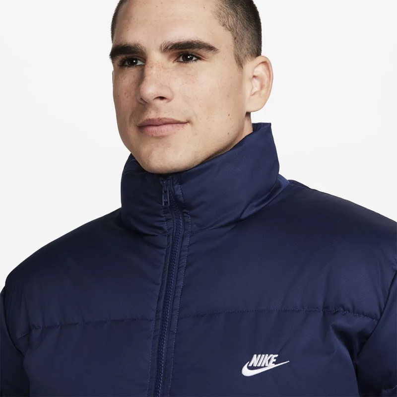 Тёмно-синяя куртка-пуховик Nike Sportswear Club Primaloft