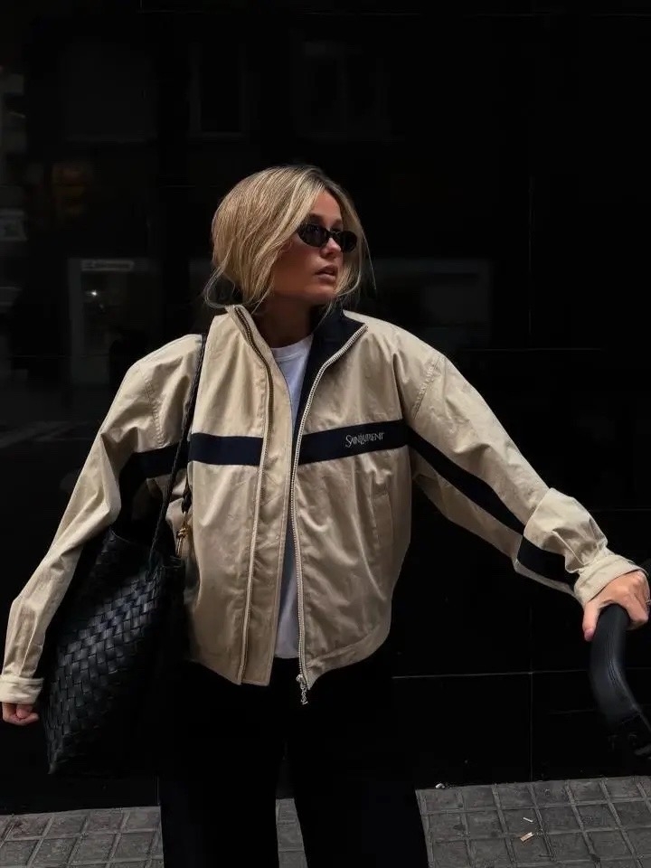 Ветровка Saint Laurent куртка оверсайз YSL бежевая