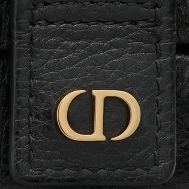 Чёрный кожаный чехол для наушников AirPods Pro на цепочке