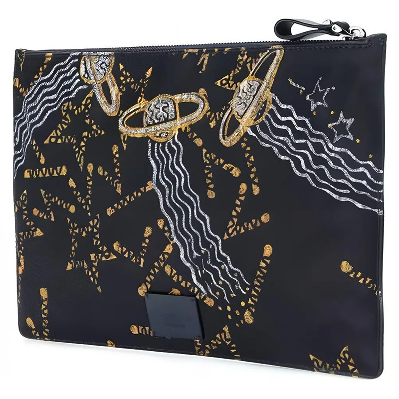 Нейлоновый клатч с космическим принтом