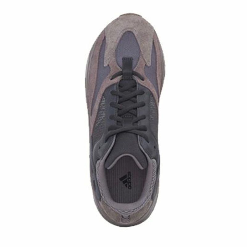 Кроссовки Yeezy boost 700 Mauve