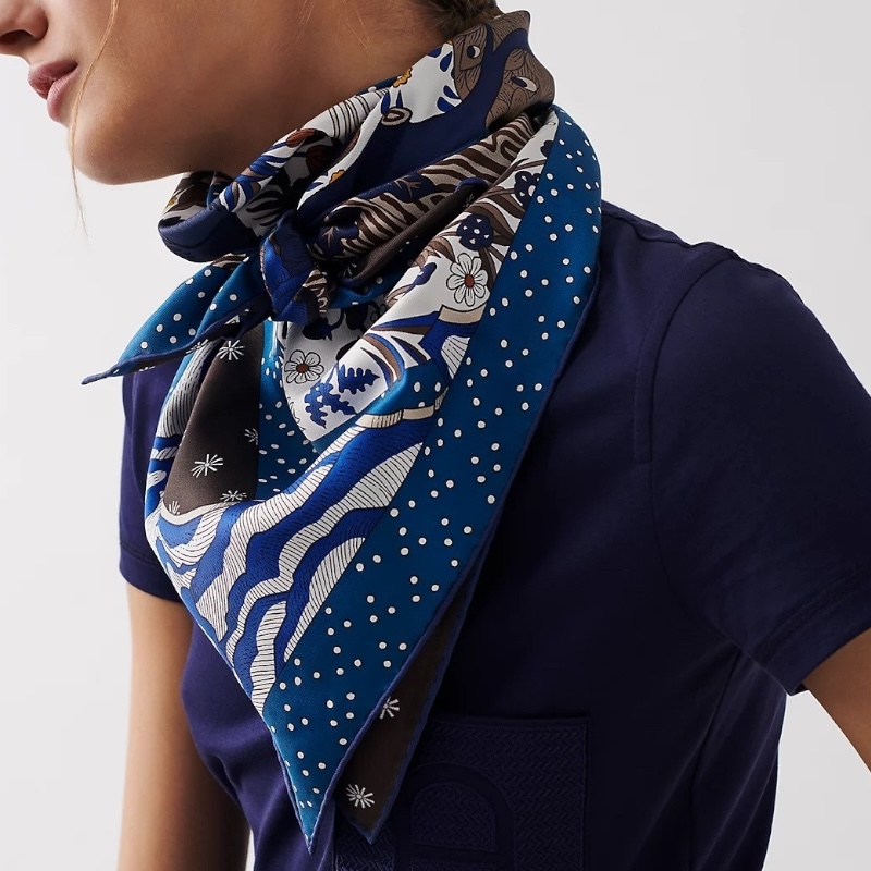 Шёлковый платок Le Premier Chant синий 90