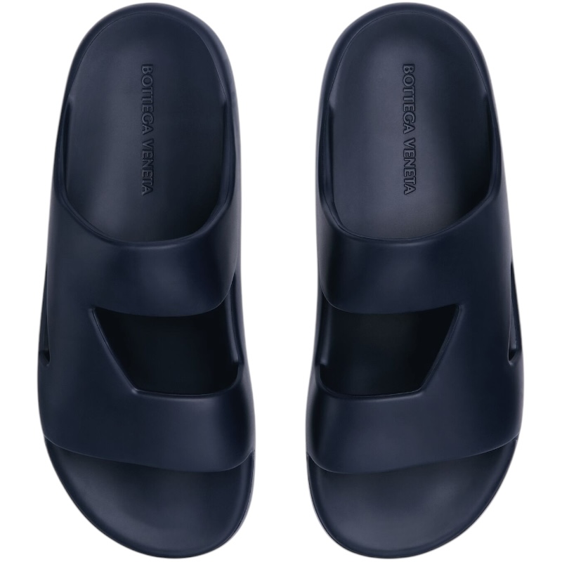 Тёмно-синие резиновые шлепанцы