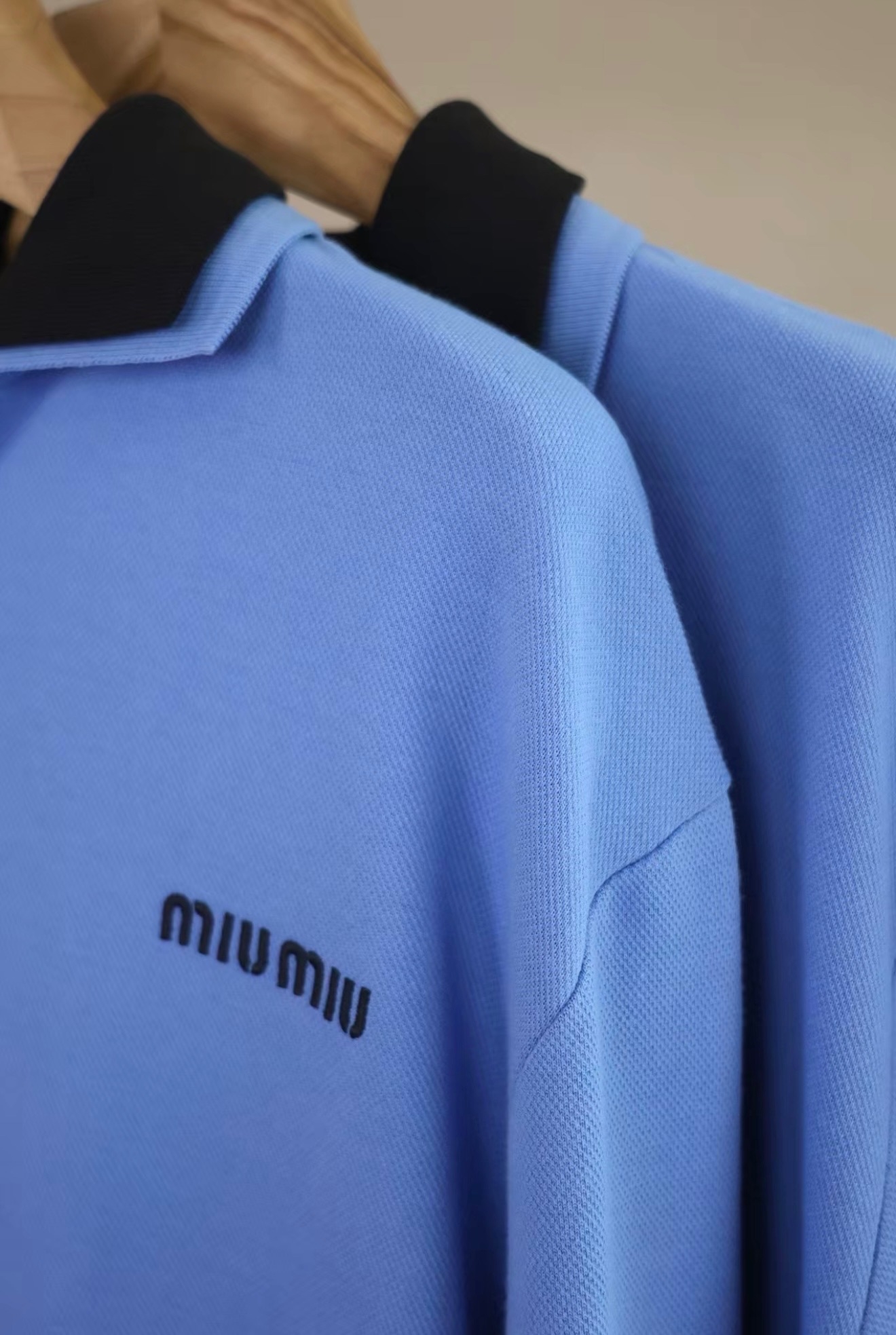 Лонгслив поло Miu Miu оверсайз синий