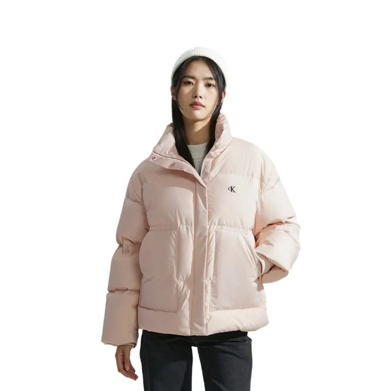 Женский светло-розовый пуховик