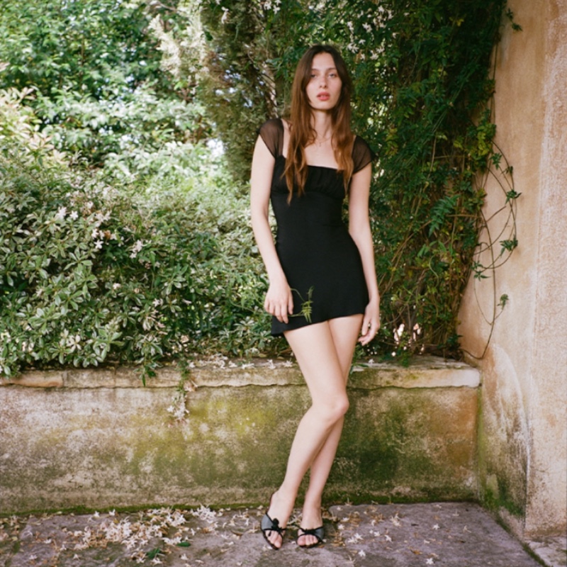 Чёрное шёлковое платье-мини The Léa in Black