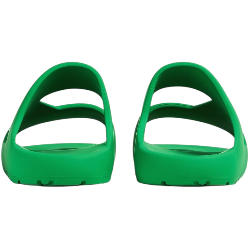 Зелёные резиновые шлепанцы