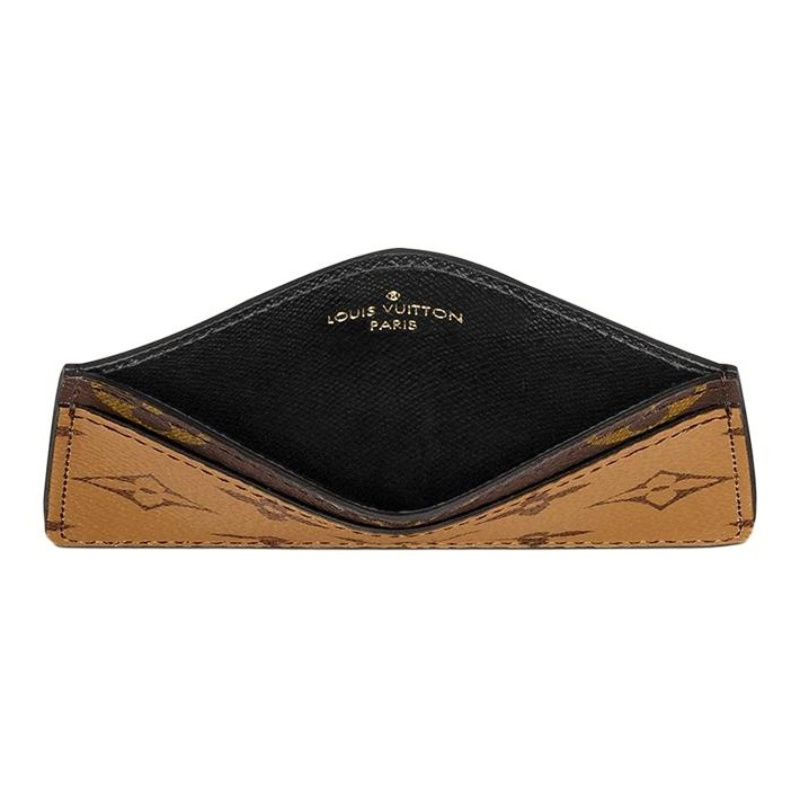 Кожаный картхолдер с логотипом