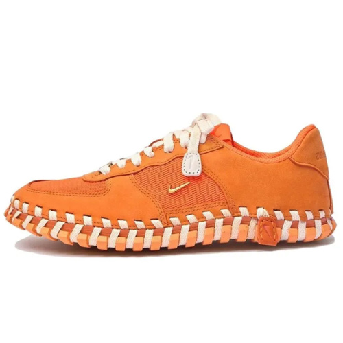 Кроссовки Nike J Force 1 Low LX SP 'Bright Mandarin' из коллаборации с Jacquemus 